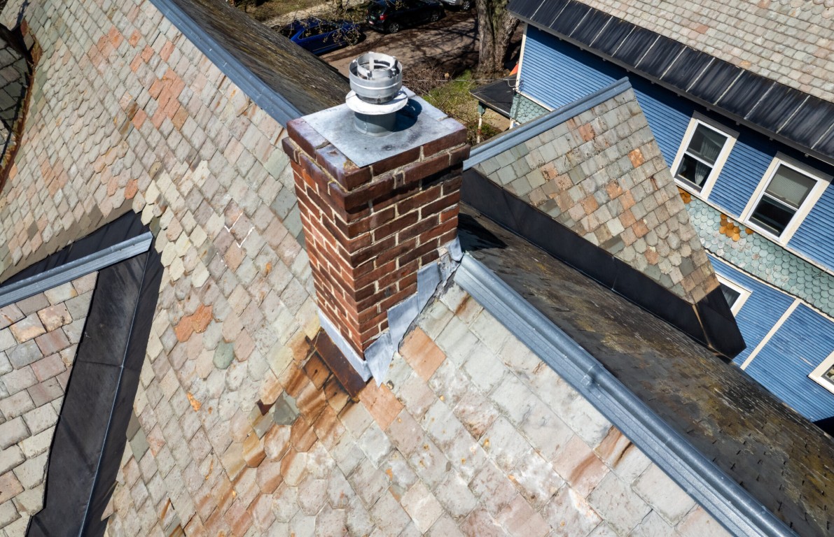 Chimney repair and rebuilding by licensed masonry contractors in Ontario, CA